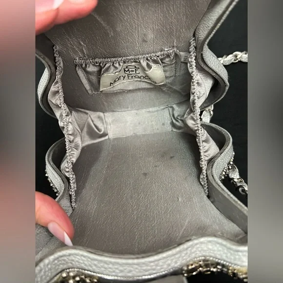 Mary Frances SIGNED guitar handbag. - Picture 7 of 7